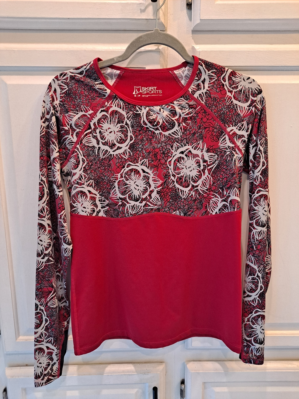 SkirtSports Long Sleeve Floral Panel Sportswear Activewear - Red, White, Black